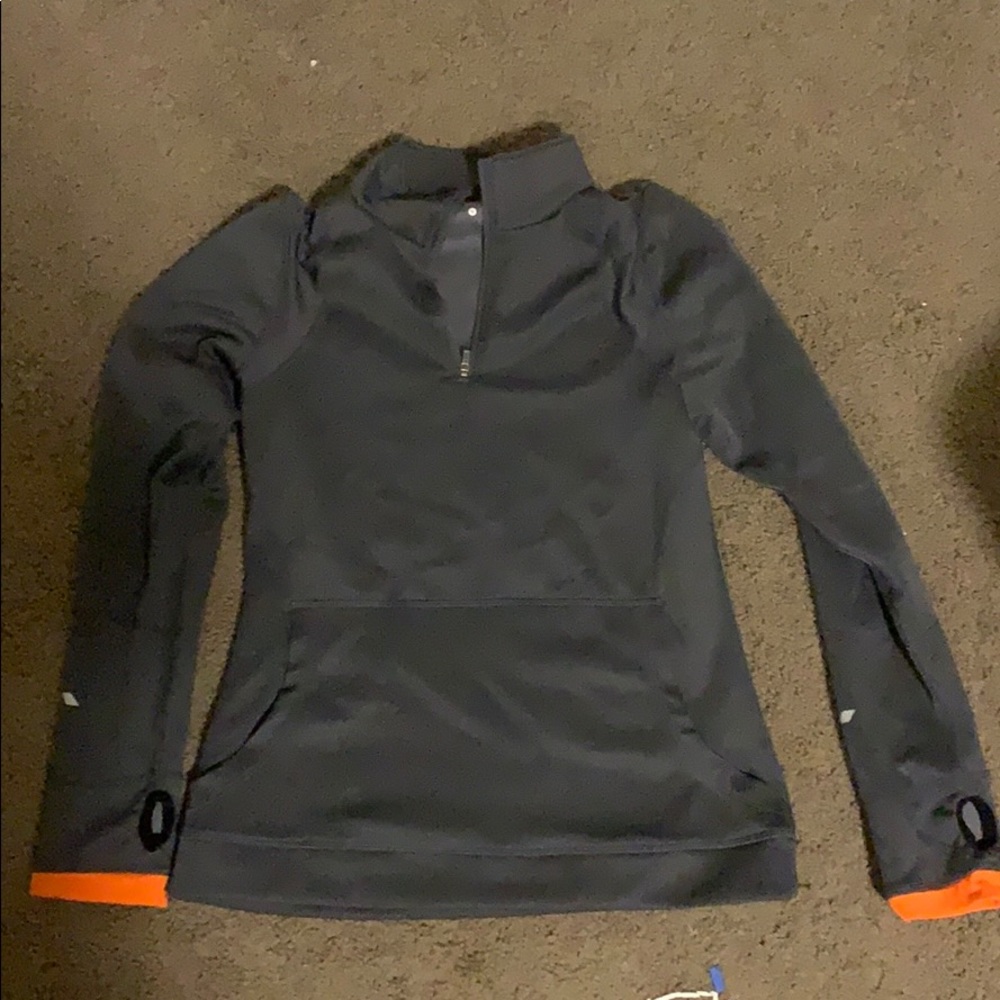 Quarter zip running pullover